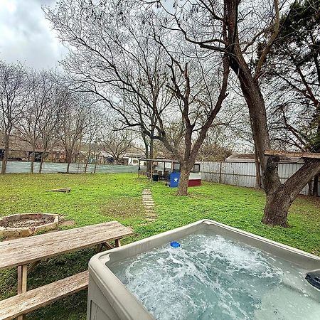Canyon Lake River House Retreat-Location With Hot Tub Eksteriør billede