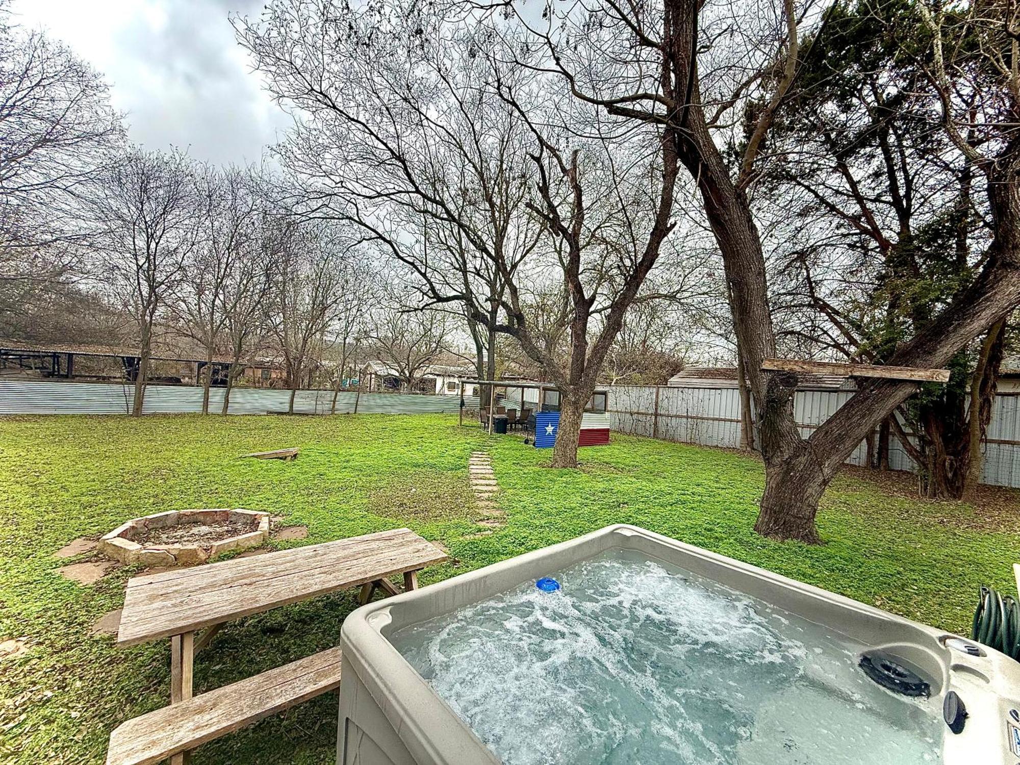 Canyon Lake River House Retreat-Location With Hot Tub Eksteriør billede
